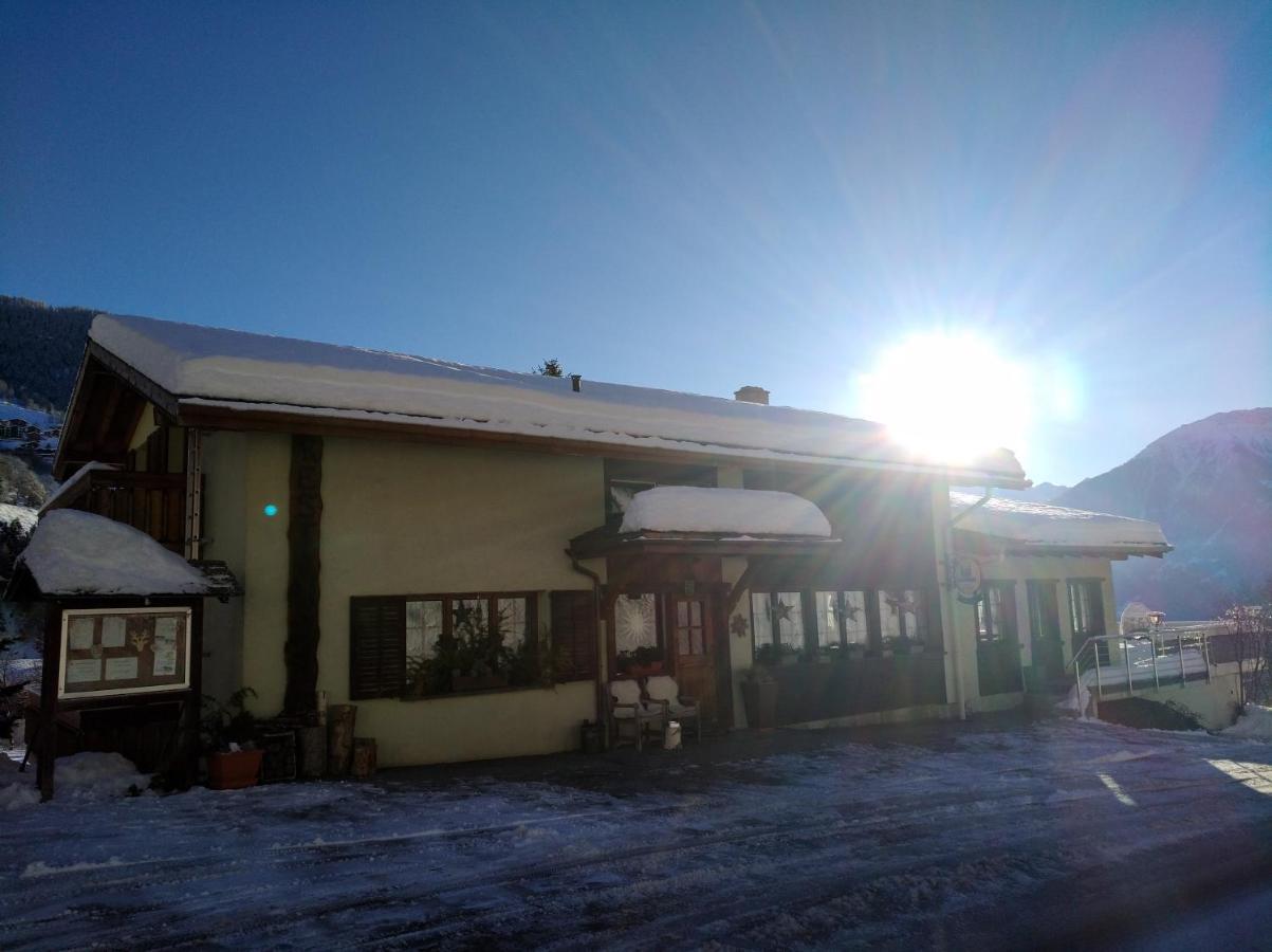 B&B Chalet Rustica Inden, Leukerbad Ngoại thất bức ảnh