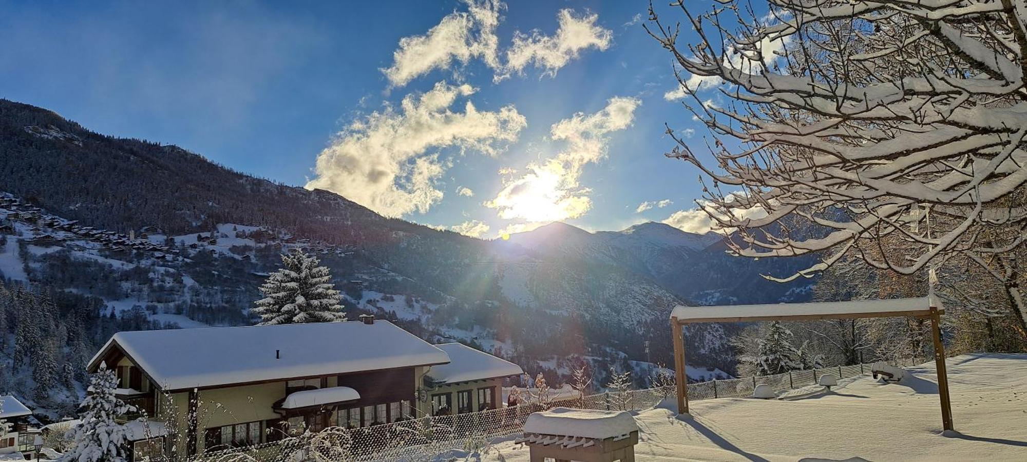 B&B Chalet Rustica Inden, Leukerbad Ngoại thất bức ảnh